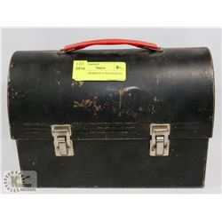 VINTAGE METAL LUNCH BOX