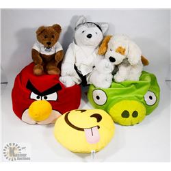 ESTATE BOX OF STUFFED ANIMALS INCLUDING ANGRY BIRD