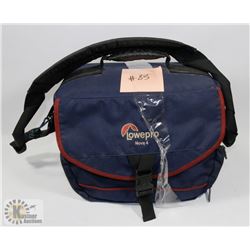 CAMERA CASE WITH ASSORTED ACCESSORIES