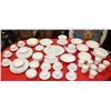 Image 1 : 99PC ROYAL ALBERT "MEMORY LANE" FINE BONE CHINA