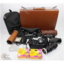 LOT OF ASSORTED CAMERA EQUIPMENT