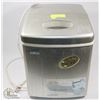 Image 1 : MINI BAR ICE MACHINE