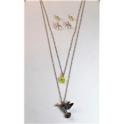 17)   GOLD TONE CRYSTAL ENCRUSTED