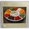 Image 1 : LAZY SUSAN WITH 5 CERAMIC SERVING PIECES