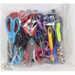 BAG OF ASSORTED SCISSORS.