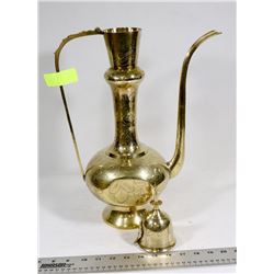 DECORATIVE VINTAGE BRASS LEBANESE DALLAH