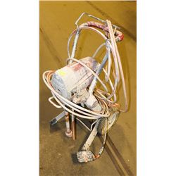 TITAN XT 330COMMERICAL PAINT SPRAYER