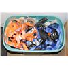 Image 1 : TUB OF ASSORTED ATV & TIE DOWN STRAPS