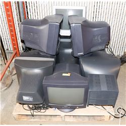 PALLET OF 12 COMPUTER MONITORS.