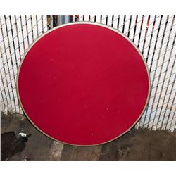 FOLDING METAL AND RED FABRIC CARD TABLE