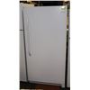 Image 1 : FRIGIDAIRE UPRIGHT FREEZER W 28" L 27.5" H 60"