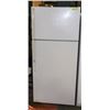 Image 1 : GE TOP MOUNT WHITE FRIDGE