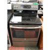 Image 1 : GE 30" FREE-STANDING ELECTRIC SELF CLEANING RANGE
