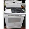 Image 1 : GE 30" ELECTRIC SELF-CLEANING CONVECTION RANGE