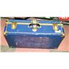 Image 1 : VINTAGE TRAIN TRAVEL TRUNK