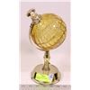 Image 1 : MUSICAL VINTAGE GLOBE DECANTER