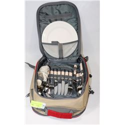 CANADIANA PICNIC BACK PACK SET