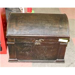 BLACK TRUNK W/ AFRICAN / ZEBRA THEME