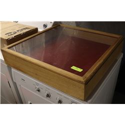 VINTAGE WOOD DISPLAY CASE.