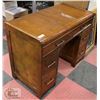 Image 2 : 1930S SOLID WOOD DESK, 39"X20"X25".