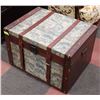 Image 1 : VINTAGE STYLE ATLAS TRUNK, 27.5"X21"X18".