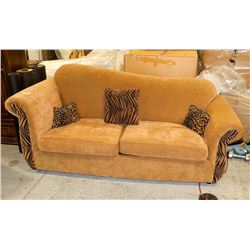 FABRIC HIDE A BED SOFA  WITH ACCENT CUSHIONS.