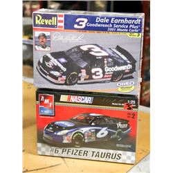 LOT OF 2 MODEL CAR KITS.