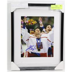 FRAMED DOMINIK HASEK 1998 OLYMPICS AUTOGRAPHED