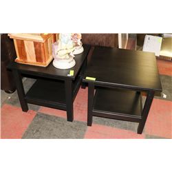 SET OF 2 BROWN WOOD SIDE TABLES