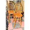 Image 1 : SET OF 3 WOOD SWIVEL BAR CHAIRS