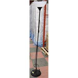 5' TORCHIERE LAMP