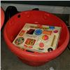 Image 2 : STRAWBERRY TOY BOX W/ TOYS