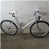Image 1 : WHITE NO NAME BIKE