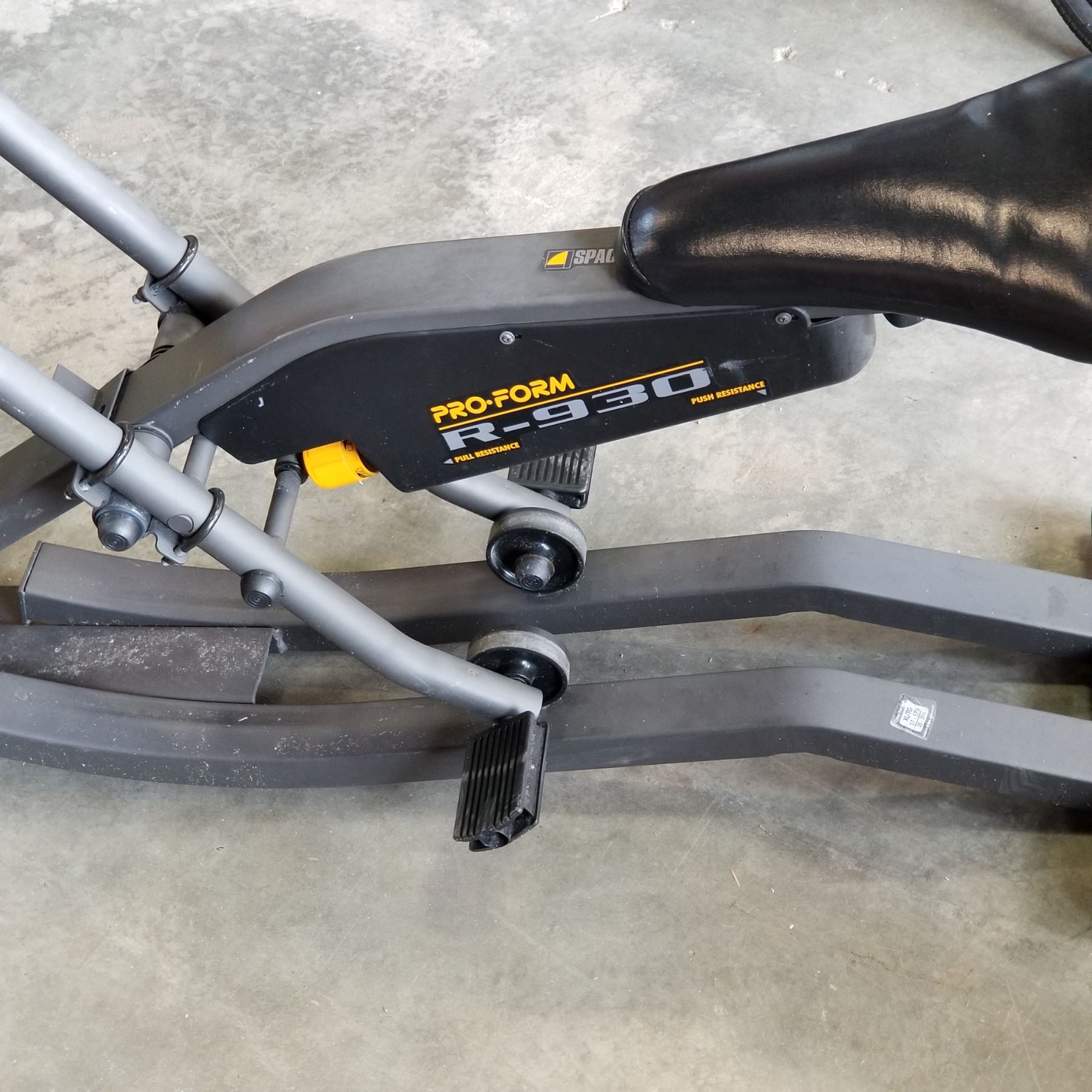 PROFORM R 930 EXERCISE MACHINE