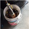 Image 2 : BUCKET OF BRASS FITTINGS