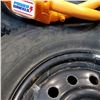 Image 3 : SET OF 4 HANKOOK 265/70 R16 TIRES ON 6 BOLT RIMS