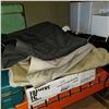 Image 1 : BOX OF NEW PANTS