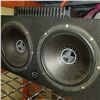 Image 2 : 2 12" SUBS IN SUB BOX AND AMP