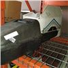 Image 1 : CHAINSAW CASE AND ROUTER TABLE