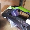 Image 2 : BISSELL LITTLE GREEN MACHINE CORDLESS SHAMPOOER