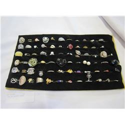 TRAY OF NOVELTY RINGS