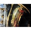 Image 2 : VITO SAXOPHONE ALTO IN CASE AND ACCESSORIES W/ EXTRA REEDS