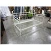 Image 2 : WHITE METAL DAY BED