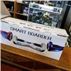 Image 1 : SMART BORDER SELF BALANCING BOARD IN BOX - UNTESTED
