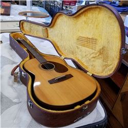 YAMAHA 1970s GF-75 ACOUSTIC IN HARDSHELL CASE