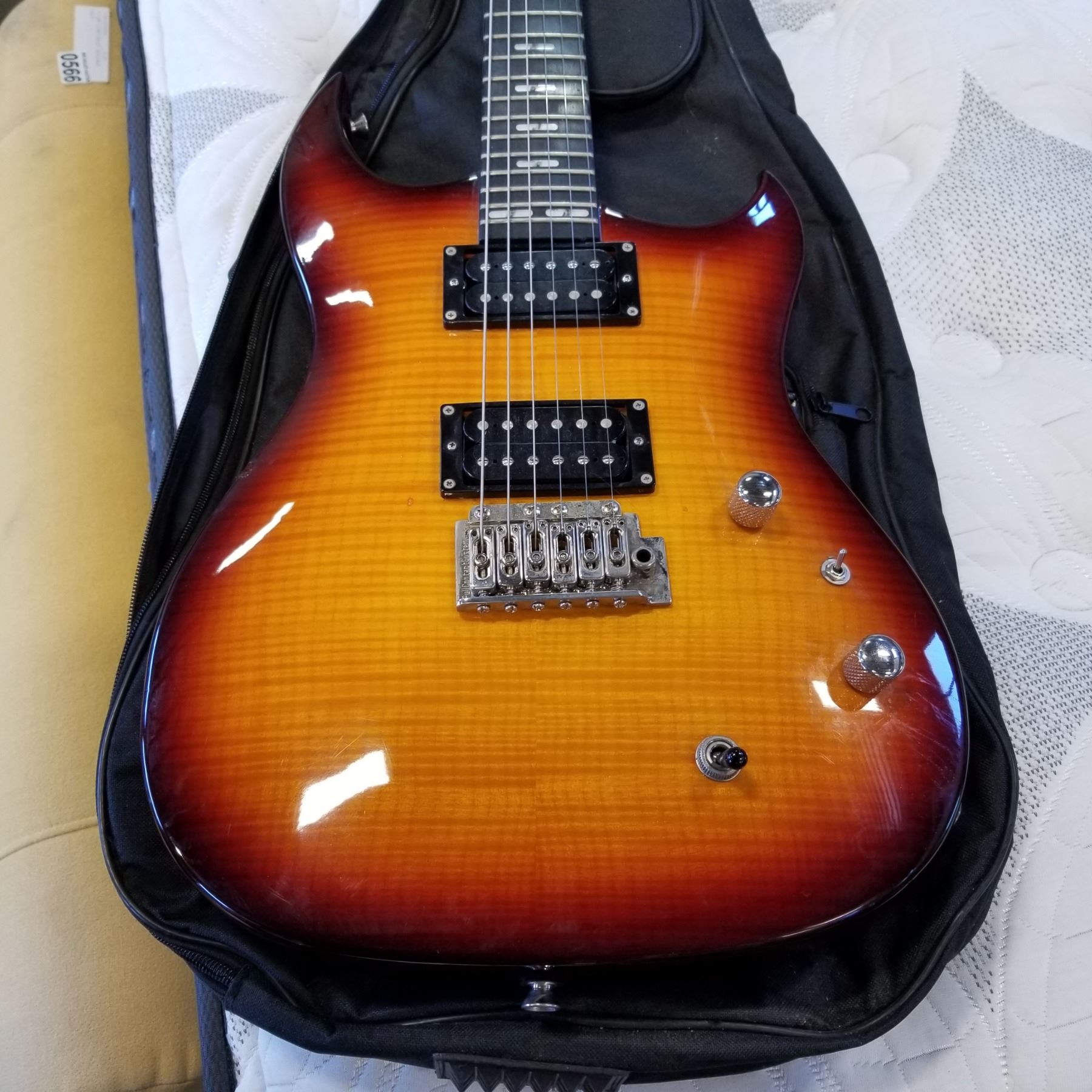 【激レア・入手困難】　Hagstrom ultra Lux XL-2P 激レア・入手困難】 Hagstrom ultra Lux XL-2P
