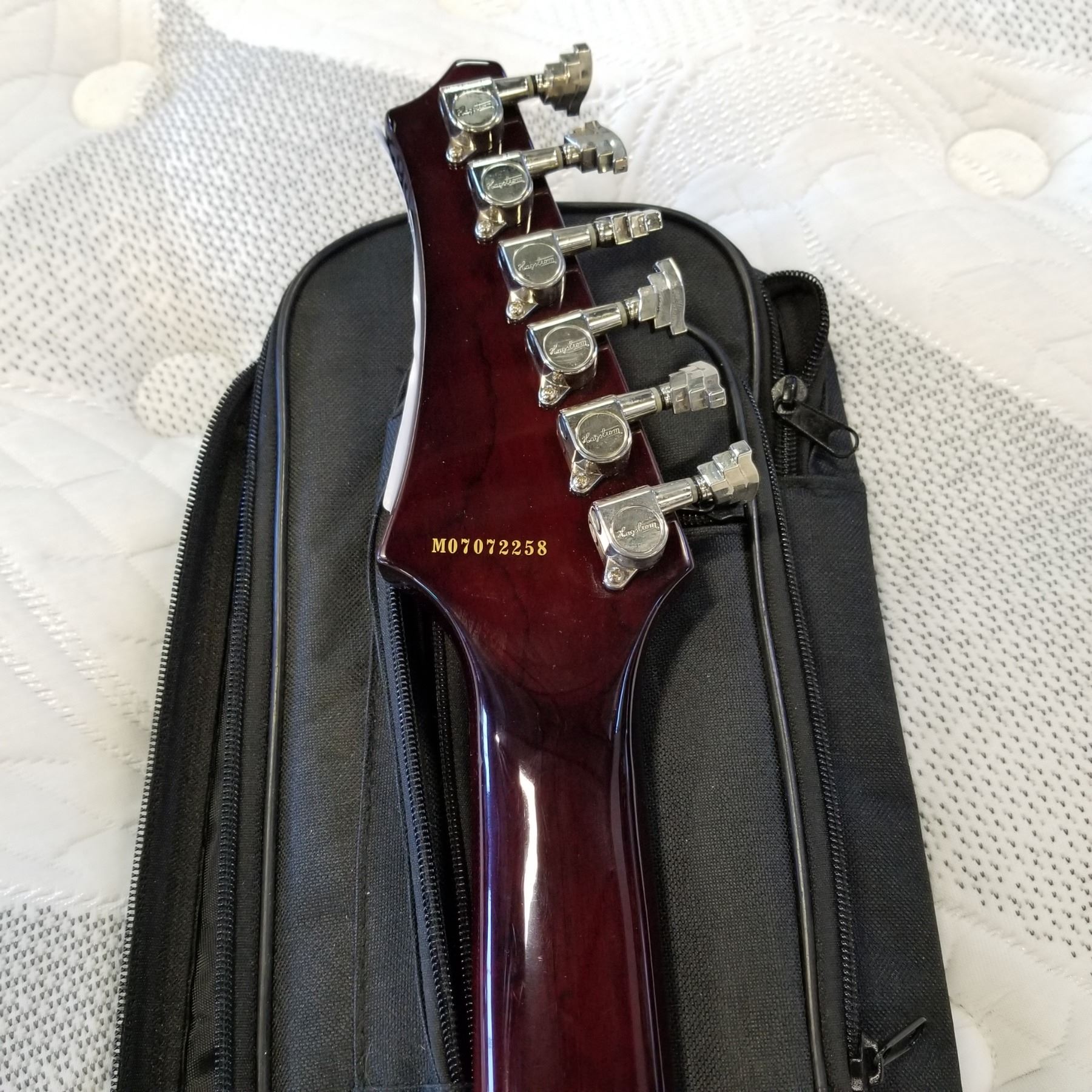 【激レア・入手困難】　Hagstrom ultra Lux XL-2P 激レア・入手困難】 Hagstrom ultra Lux XL-2P