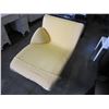 Image 3 : YELLOW LIGNE ROCET DESIGNER CHAIR