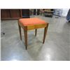 Image 2 : VINTAGE STOOL