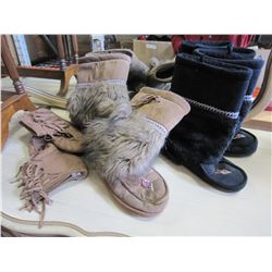 LOT OF BEADED BOOTS